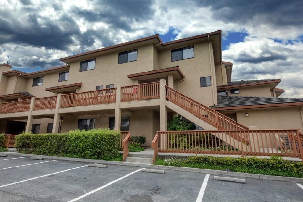 Seascape Ocean View Apartment Aptos