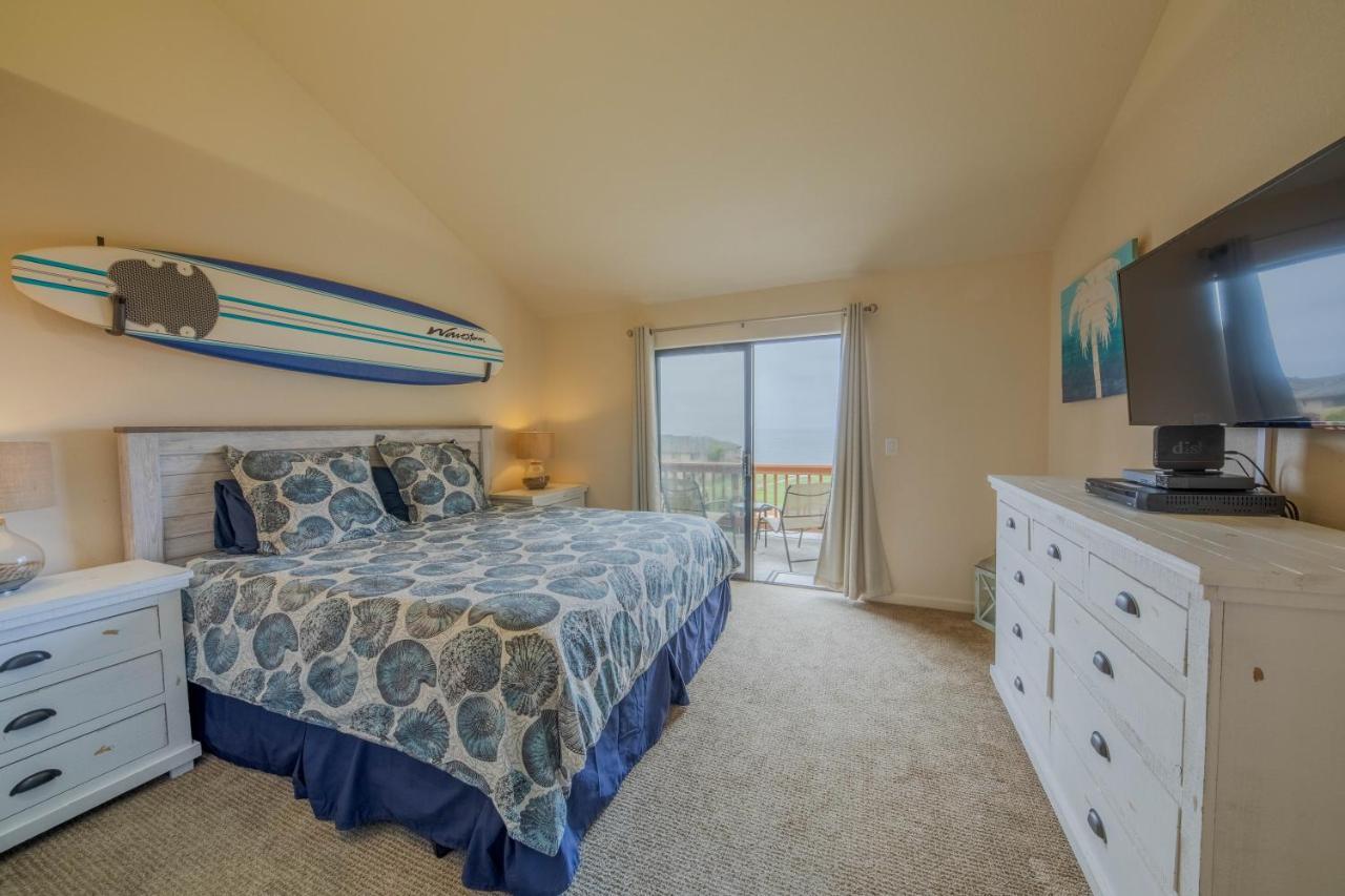Seascape Ocean View Apartment